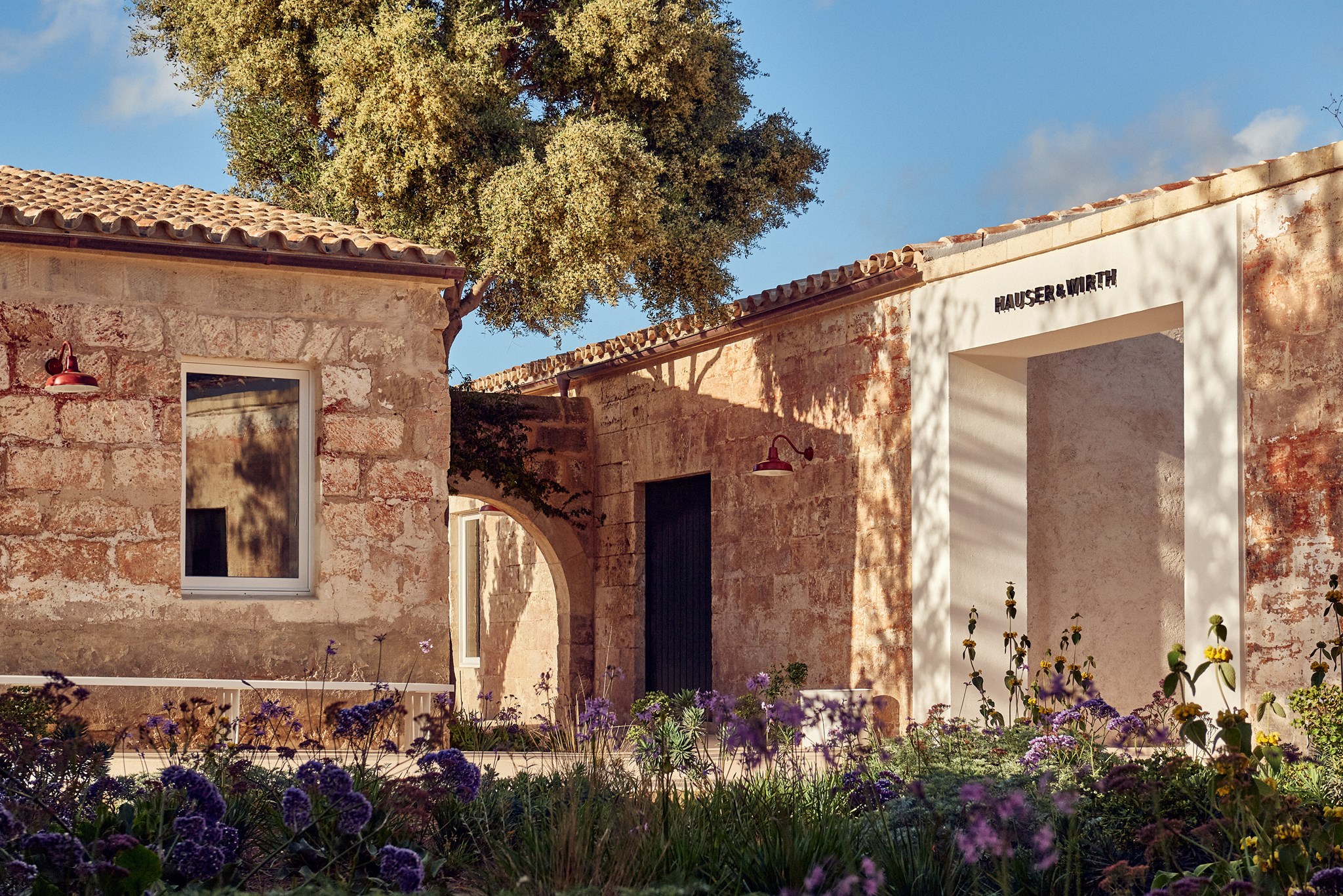 Hauser & Wirth Menorca en la Isla del Rey